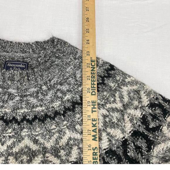 Y2K Abercrombie & Fitch Knit Fair Isle Sweater size M Gray Preppy Winter - Picture 5 of 8